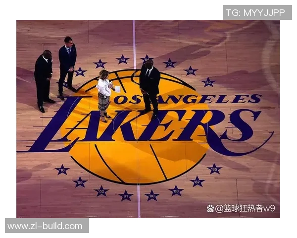 湖人战胜太阳取得季后赛首胜:全力以赴的胜利之旅 湖人战胜太阳取得季后赛首胜:全力以赴的胜利之旅